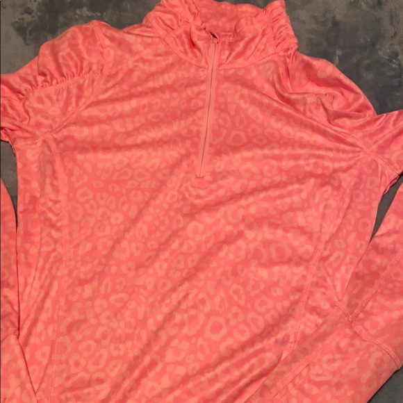 Work Out Top - Picture 2 of 2